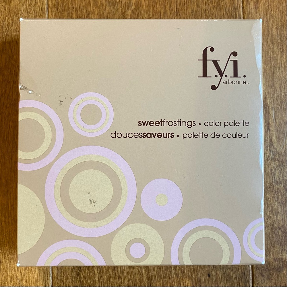 Arbonne FYI Sweet Frostings Makeup Set